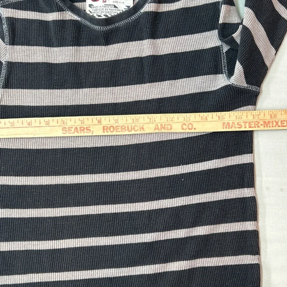 Vintage Quicksilver 90s Y2K Long Sleeve Shirt Striped 14-16 Mens Small Surf